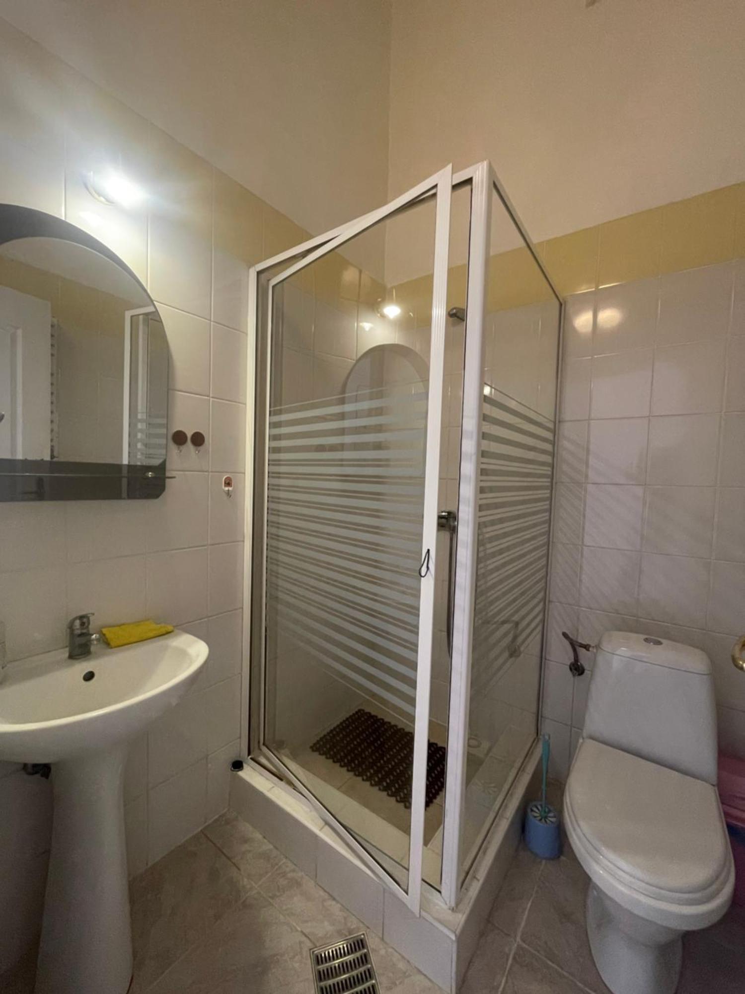 Guest Rooms Львов Экстерьер фото