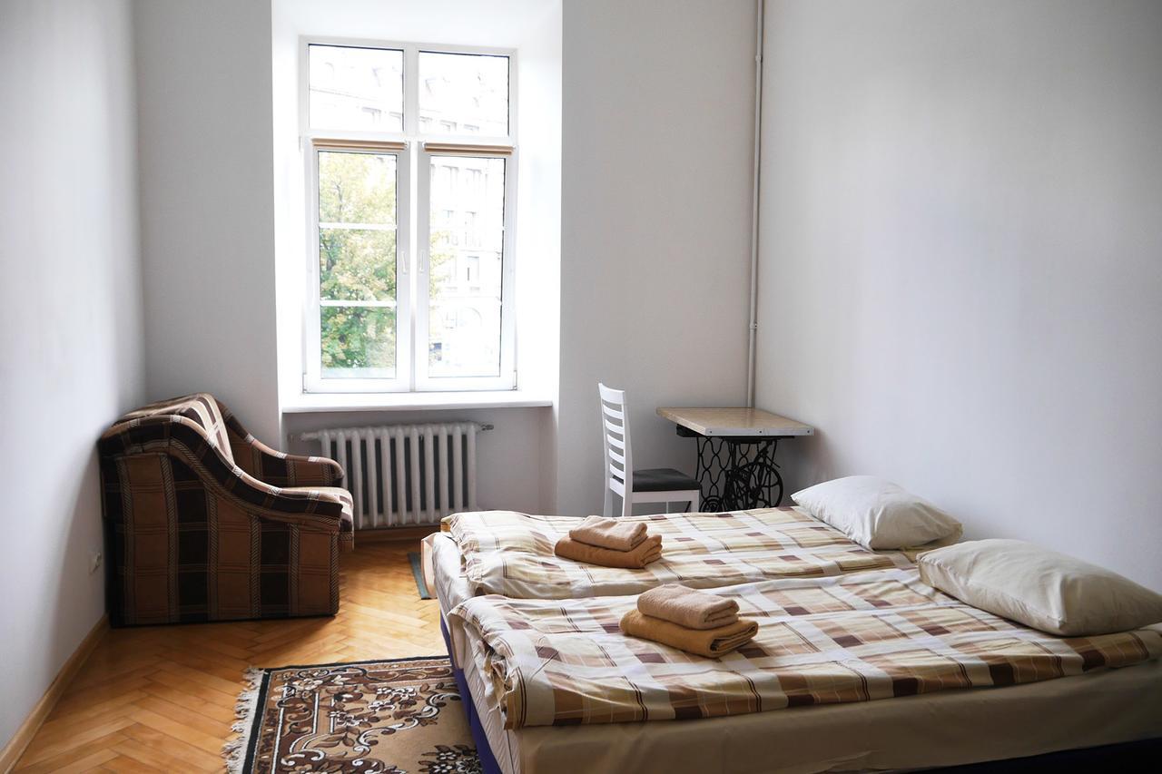 Guest Rooms Львов Экстерьер фото